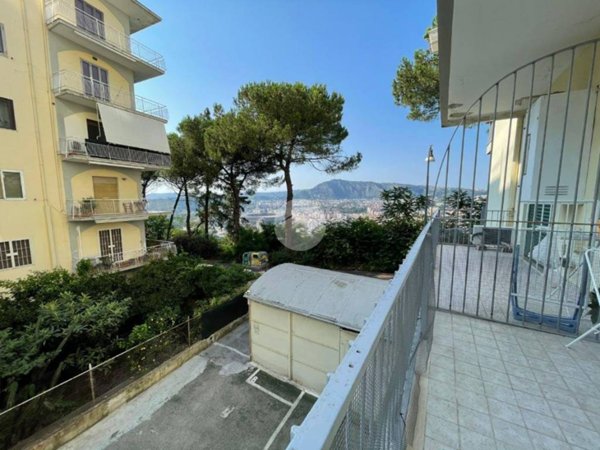 appartamento in affitto a Napoli in zona Posillipo