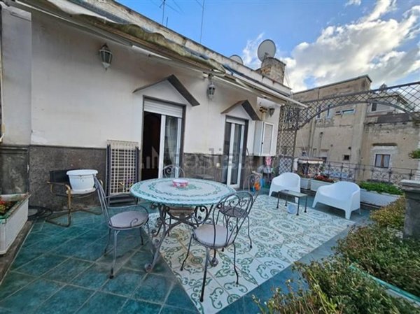 appartamento in affitto a Napoli in zona San Ferdinando