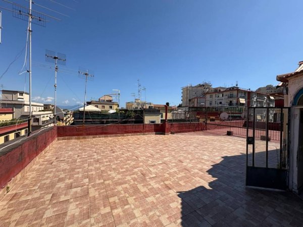 appartamento in affitto a Napoli
