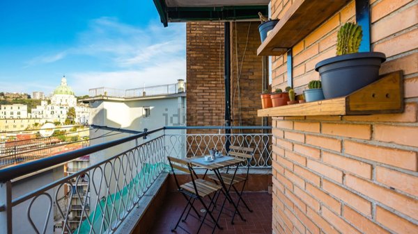 appartamento in affitto a Napoli in zona Stella