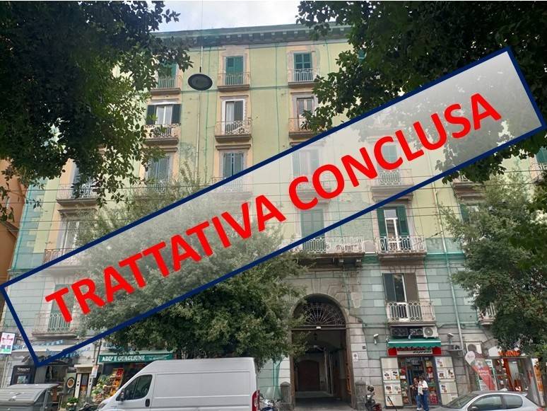 appartamento in affitto a Napoli in zona Chiaia