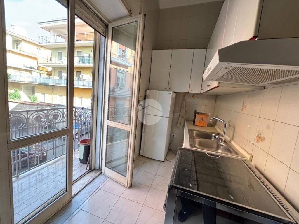 appartamento in affitto a Napoli in zona Stella