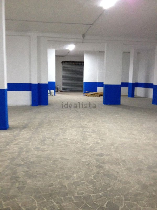 locale commerciale in affitto a Napoli in zona Pendino / San Giuseppe