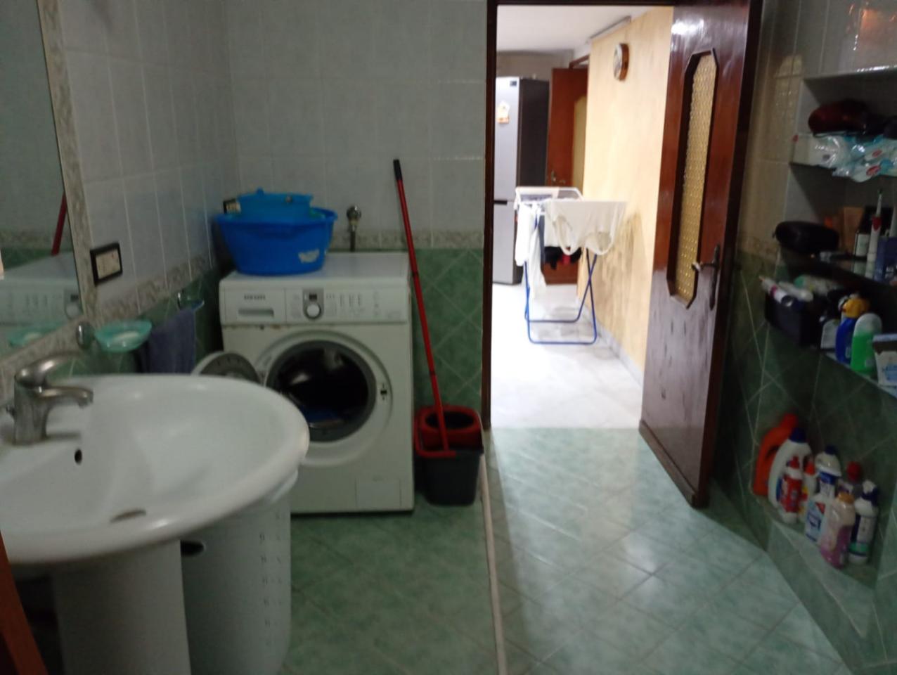 negozio in affitto a Napoli in zona Montecalvario