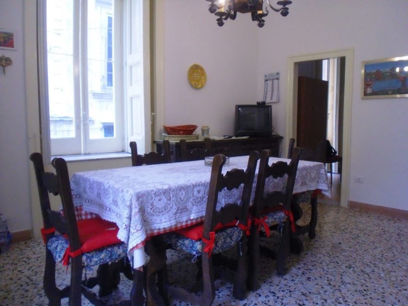 camera singola in affitto a Napoli