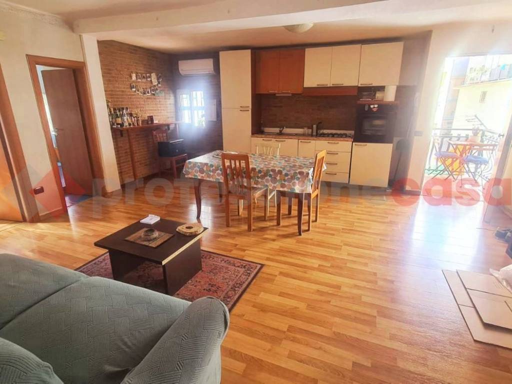 appartamento in affitto a Napoli in zona Arenella