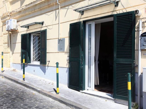 appartamento in affitto a Napoli in zona Posillipo