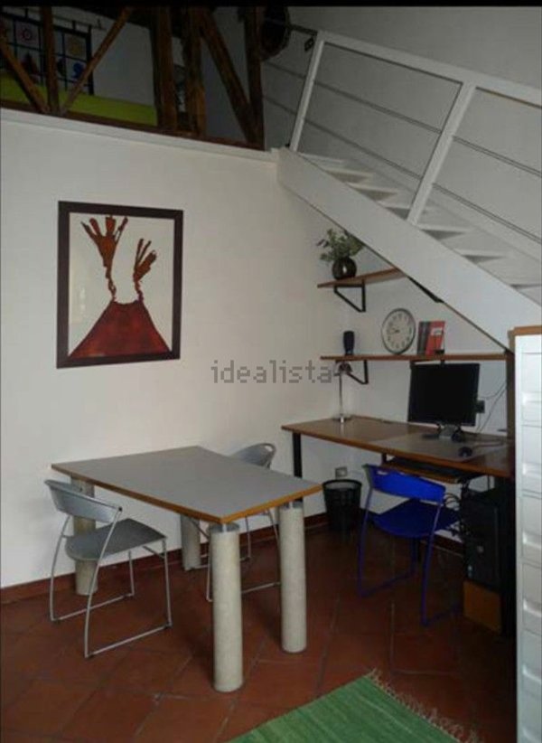 appartamento in affitto a Napoli in zona Chiaia