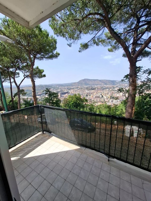 appartamento in affitto a Napoli in zona Posillipo