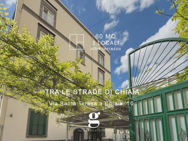appartamento in affitto a Napoli in zona Chiaia