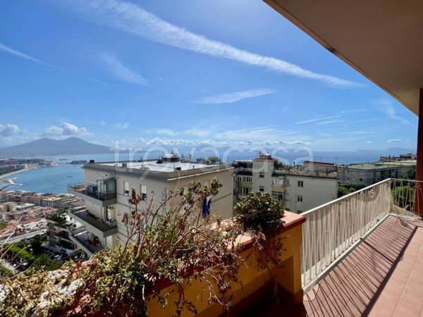 appartamento in affitto a Napoli in zona Posillipo