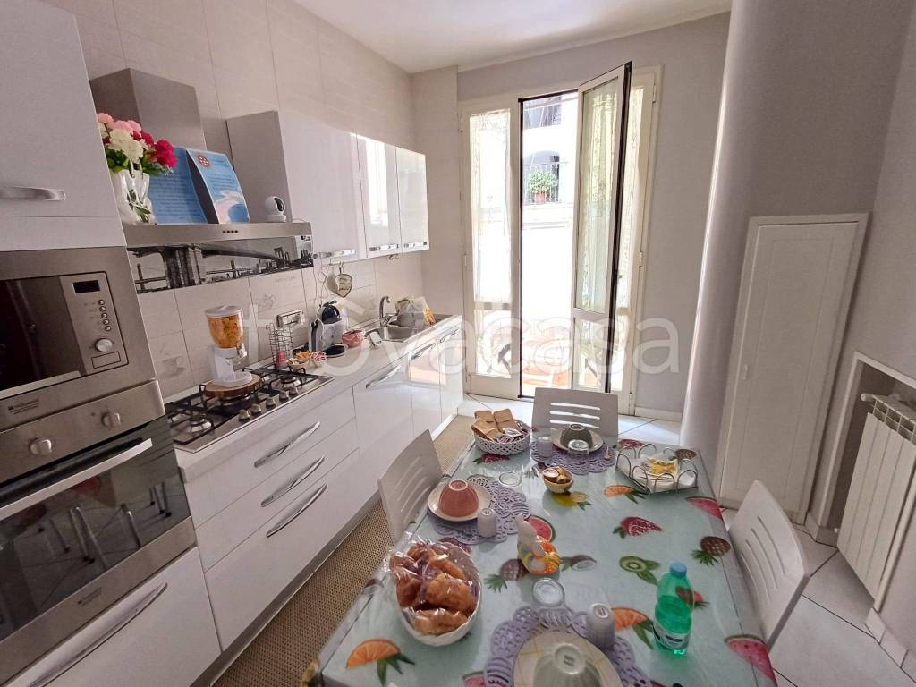 appartamento in affitto a Napoli in zona Pendino / San Giuseppe