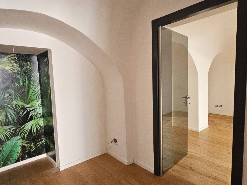 negozio in affitto a Napoli