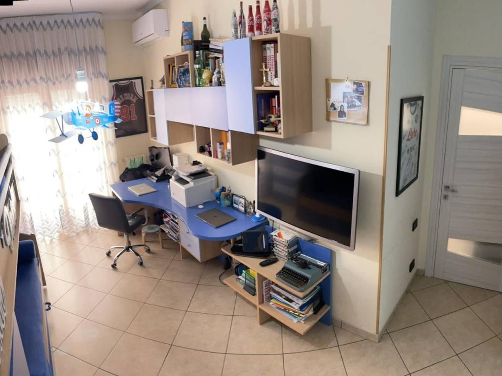 appartamento in affitto a Napoli in zona Bagnoli
