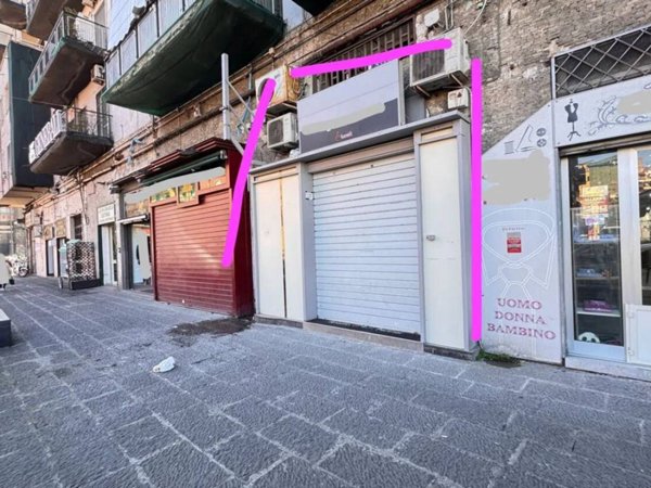 locale commerciale in affitto a Napoli in zona Pendino / San Giuseppe