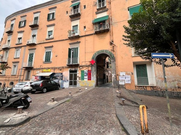 locale commerciale in affitto a Napoli in zona Arenella