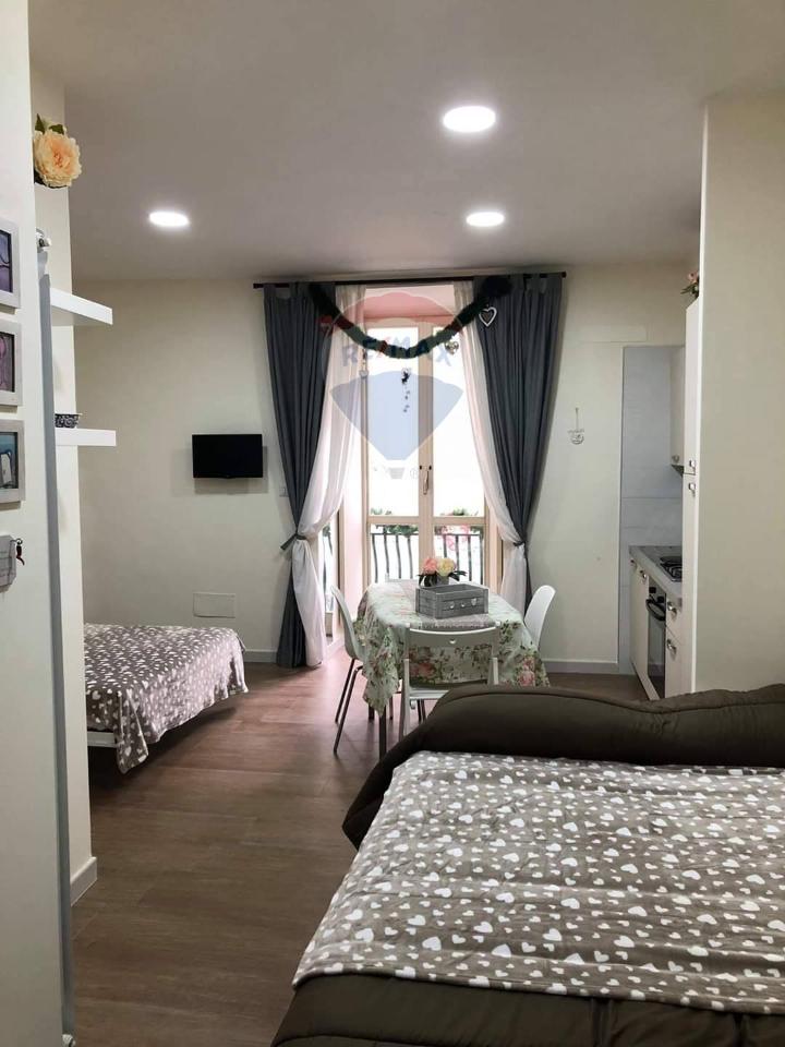 appartamento in affitto a Napoli in zona Pendino / San Giuseppe