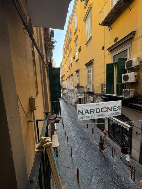 appartamento in affitto a Napoli in zona San Ferdinando