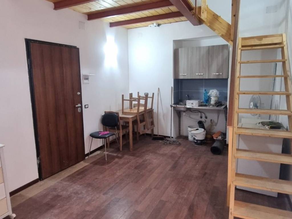 appartamento in affitto a Napoli