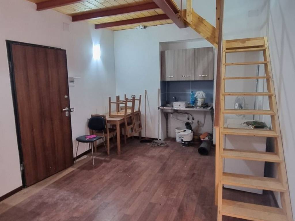 appartamento in affitto a Napoli