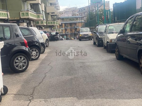 locale commerciale in affitto a Napoli in zona Soccavo