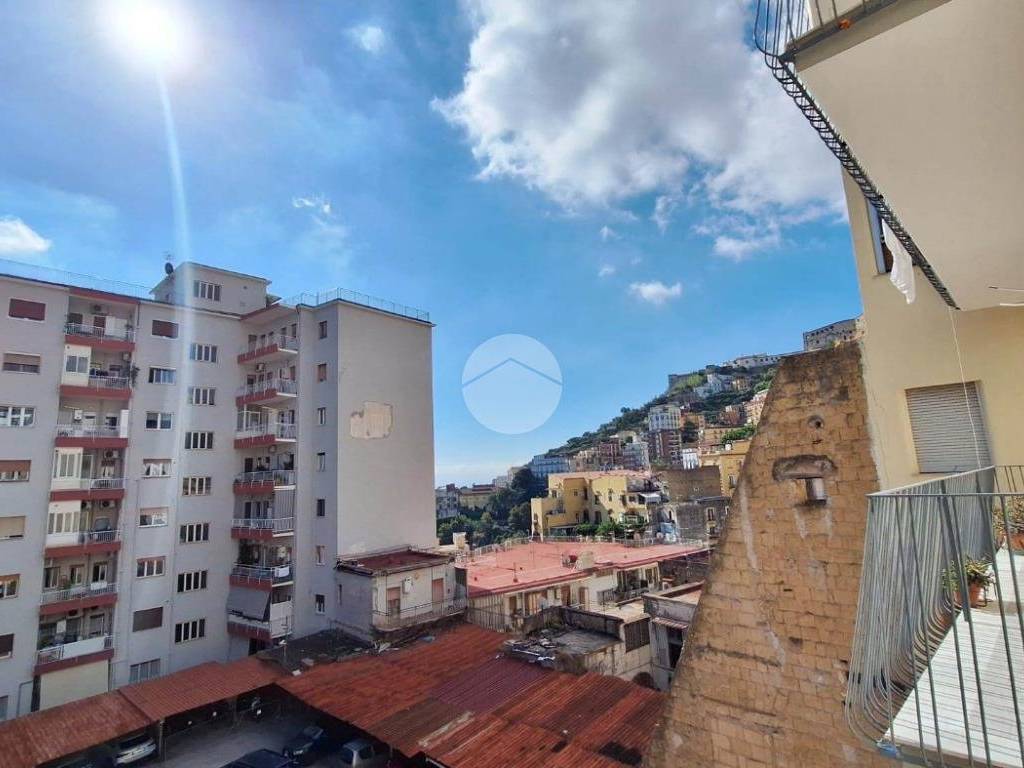 appartamento in affitto a Napoli