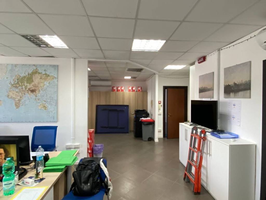 ufficio in affitto a Napoli in zona Poggioreale