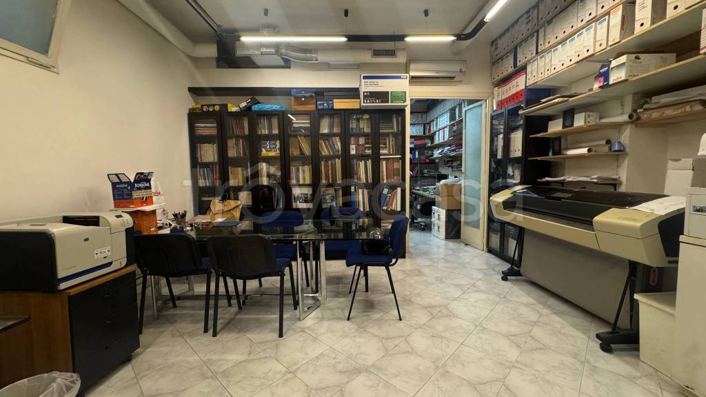 ufficio in affitto a Napoli in zona Vomero