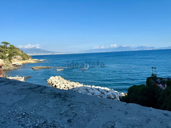 appartamento in affitto a Napoli in zona Posillipo