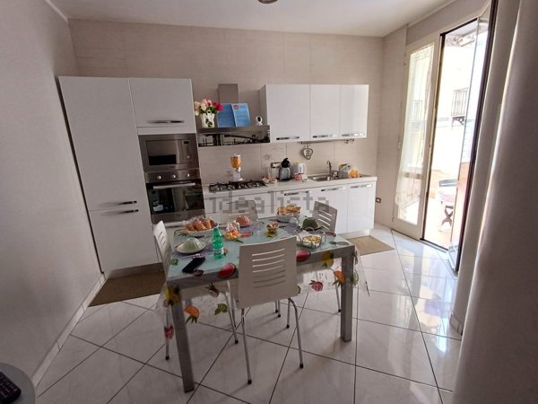 appartamento in affitto a Napoli in zona Pendino / San Giuseppe