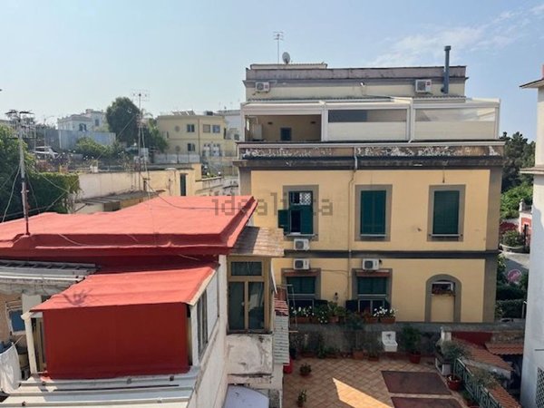appartamento in affitto a Napoli in zona Posillipo