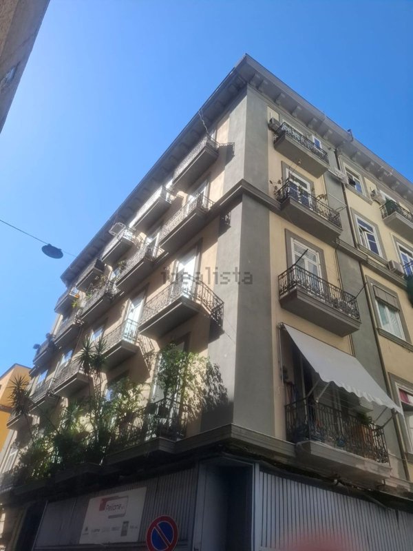 appartamento in affitto a Napoli in zona Mercato