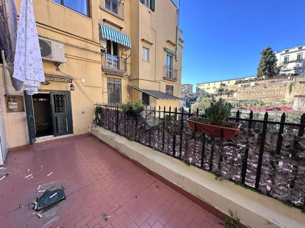appartamento in affitto a Napoli in zona Stella