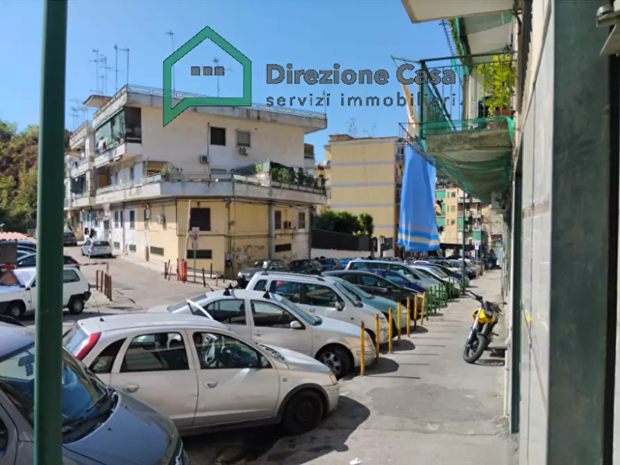 negozio in affitto a Napoli in zona Capodichino