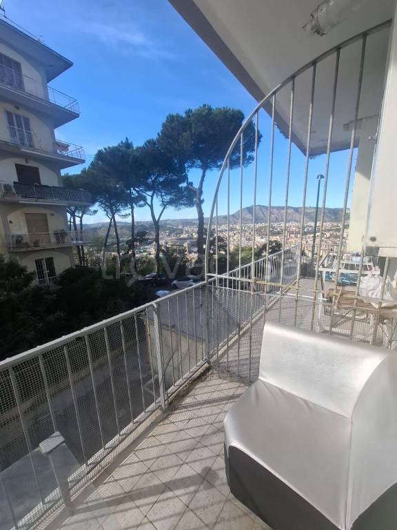 appartamento in affitto a Napoli in zona Posillipo