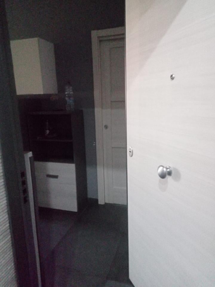 negozio in affitto a Napoli in zona Soccavo