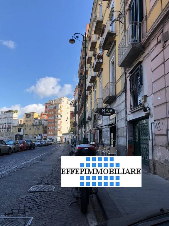 appartamento in affitto a Napoli in zona Chiaia