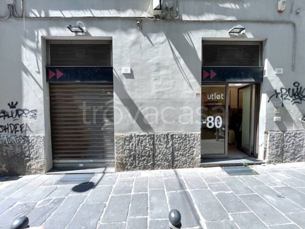 negozio in affitto a Napoli