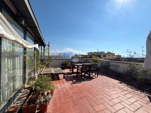 appartamento in affitto a Napoli in zona San Ferdinando