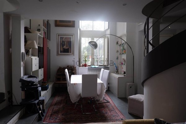 appartamento in affitto a Napoli in zona Chiaia