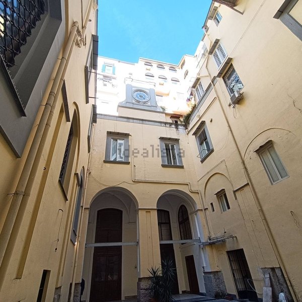 appartamento in affitto a Napoli in zona San Ferdinando