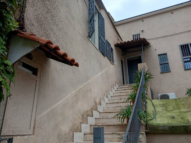 appartamento in affitto a Napoli in zona Posillipo