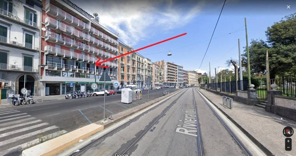 ufficio in affitto a Napoli in zona Chiaia