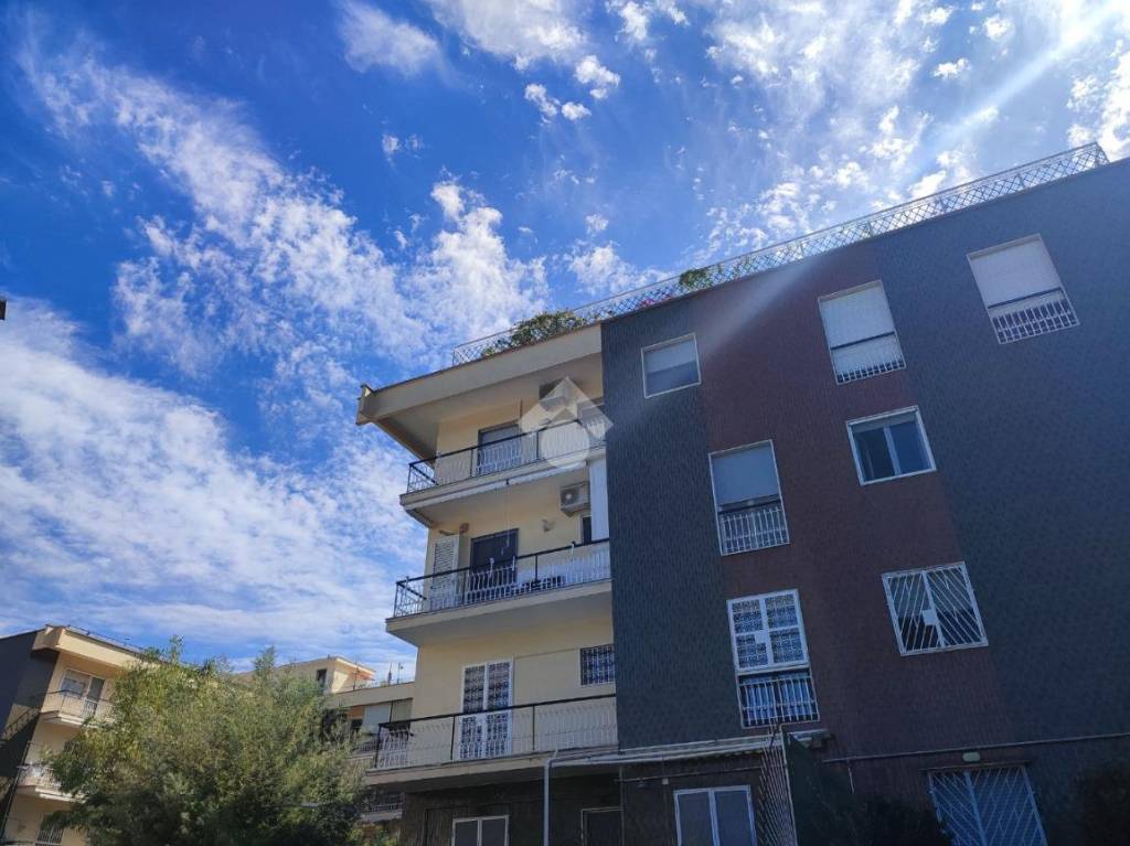 appartamento in affitto a Napoli in zona Capodimonte / Colli Aminei