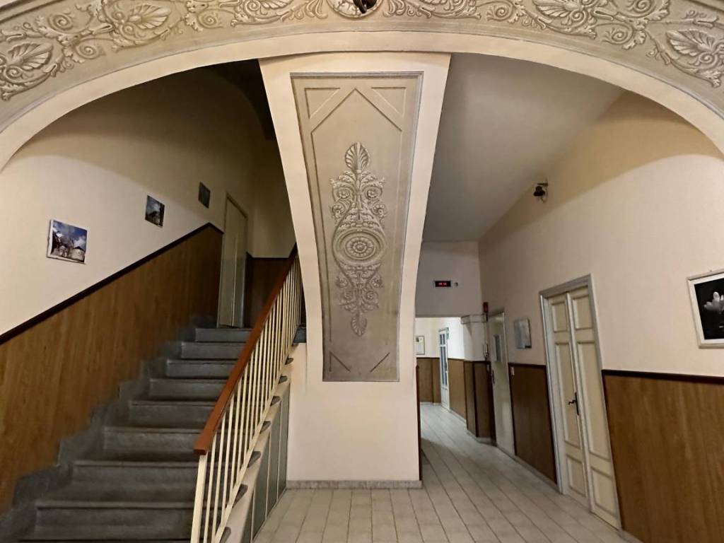 negozio in affitto a Napoli