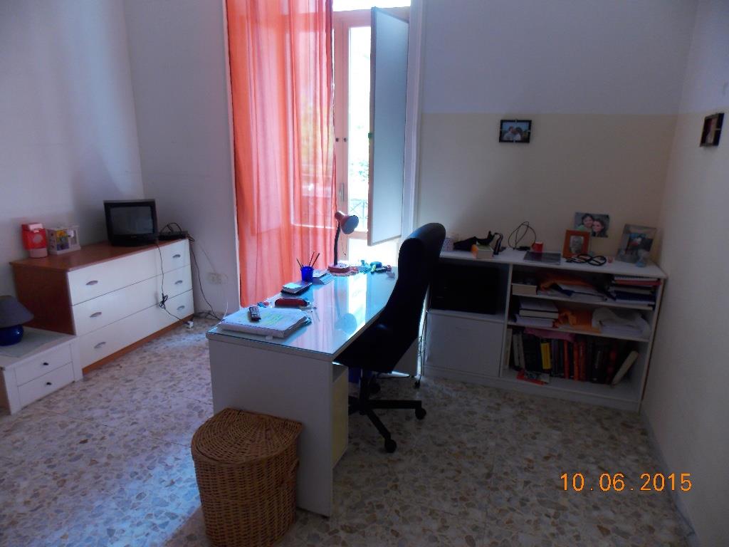 camera singola in affitto a Napoli in zona Avvocata