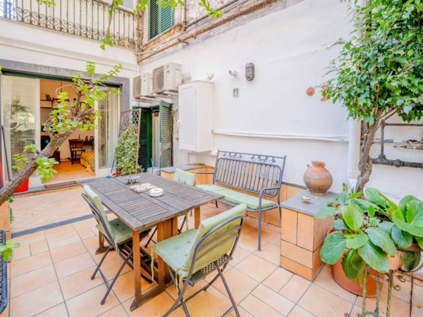appartamento in affitto a Napoli in zona San Ferdinando