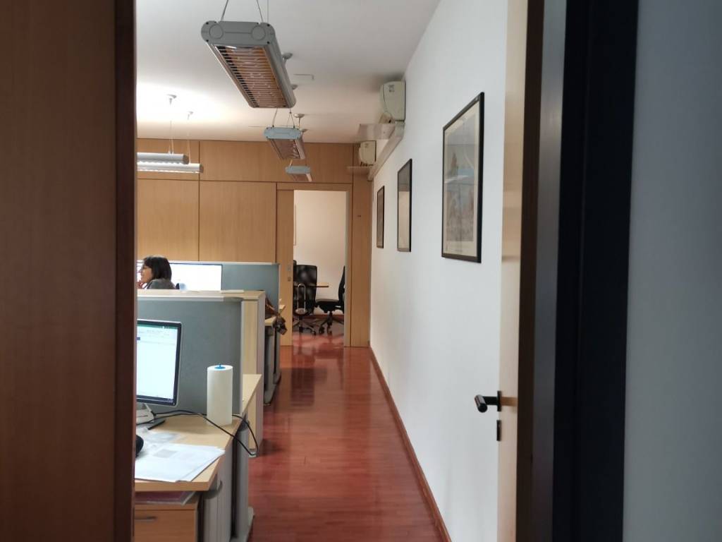 ufficio in affitto a Napoli in zona Poggioreale