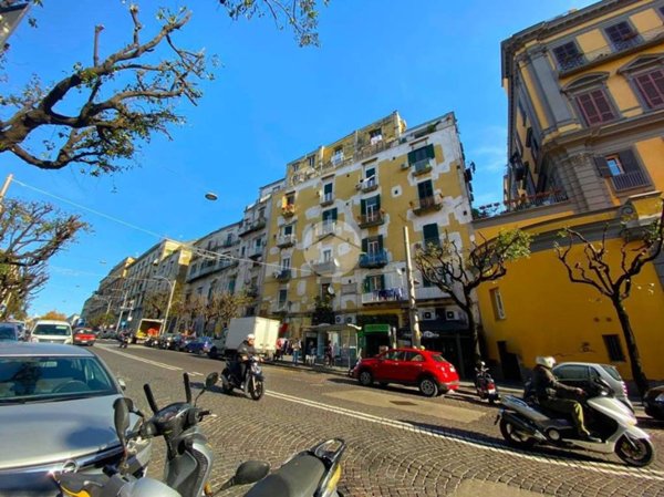 appartamento in affitto a Napoli in zona Stella