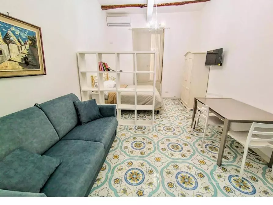 appartamento in affitto a Napoli in zona Pendino / San Giuseppe